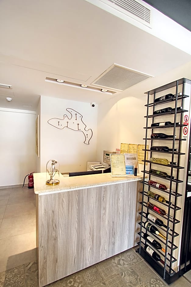 Kalamota Beach House