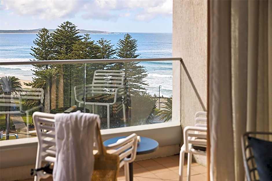 Rydges Cro''a Beachside