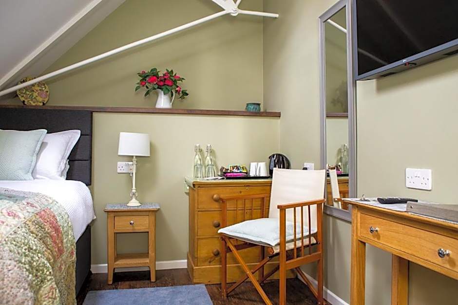 The Old School House