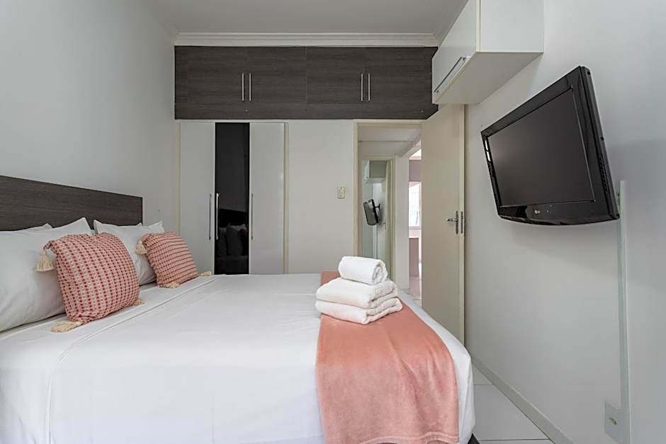 Charme em Copa - Quartos confortáveis - BR401 Z4