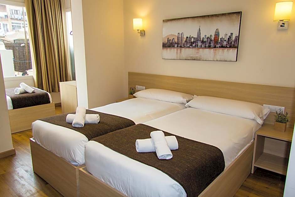 Hostal Barcelona Travel