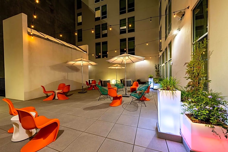 Aloft Savannah Downtown Historic District