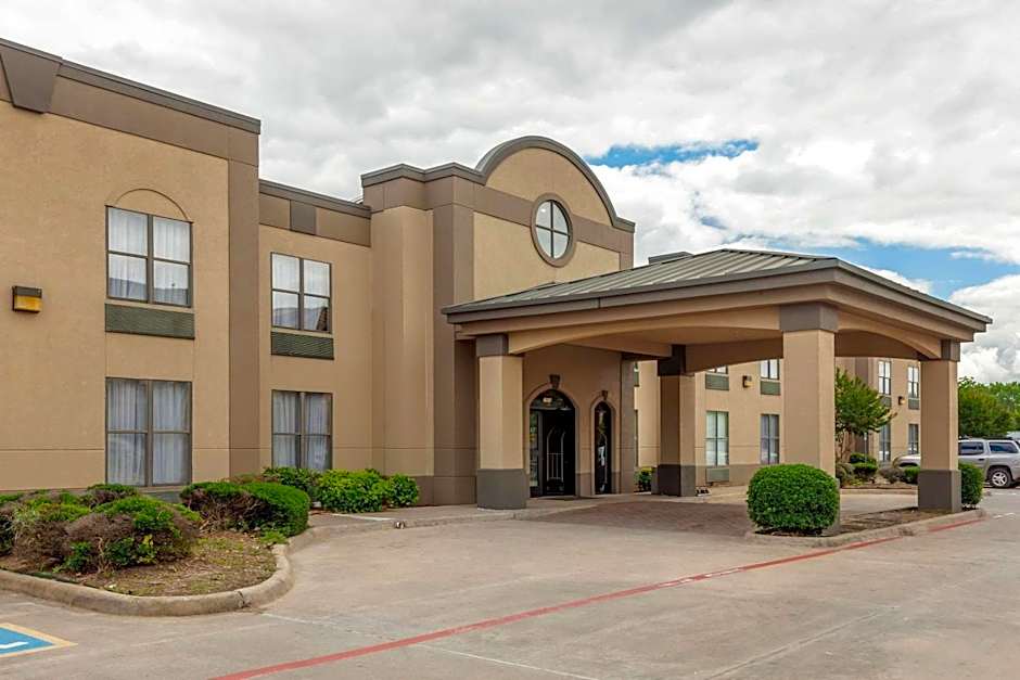 Quality Suites Sherman