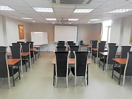 Hanting Hotel Lianyungang Xinpu Park East Gate