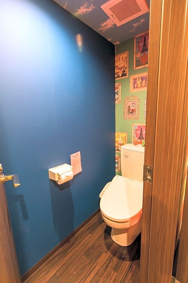 Backpackers Hotel Toyo