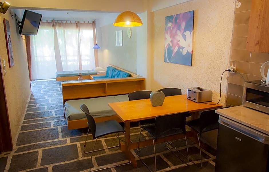 Apollonia Hotel Apartments