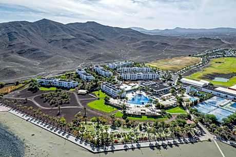 Playitas Aparthotel - Sports Resort