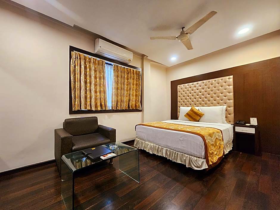 Hotel Lee International