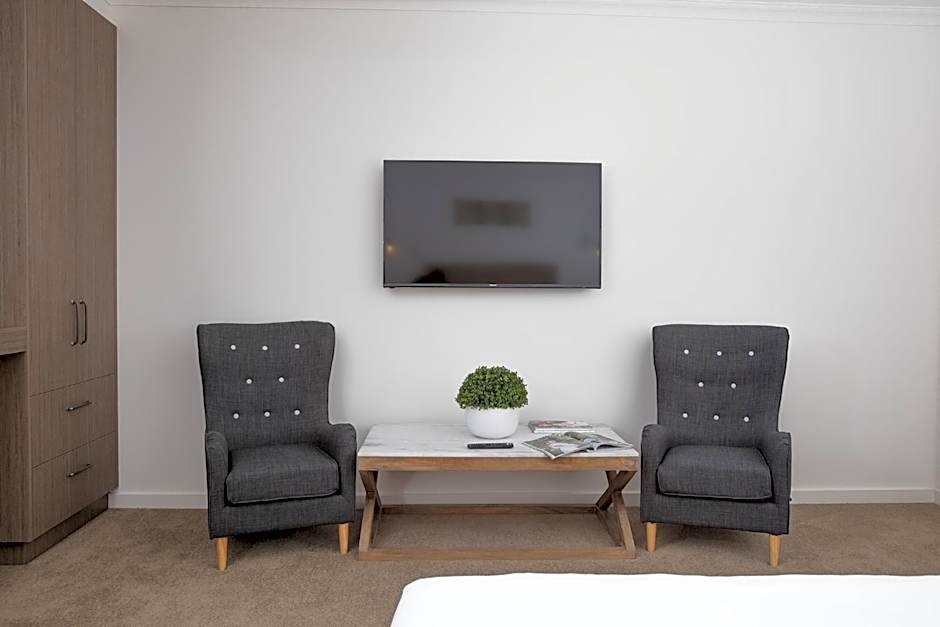 Newington Apartments