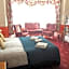 Welbeck Hotel - Close to Beach, Train Station & Southend Airport