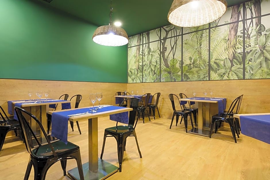 Hospedium Hotel Villa Gom