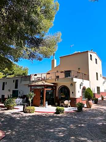 Hotel Rural Castillo de Biar Finca FANECAES