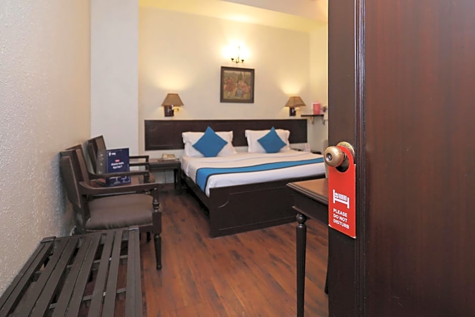 OYO 1219 Hamilton Hotel