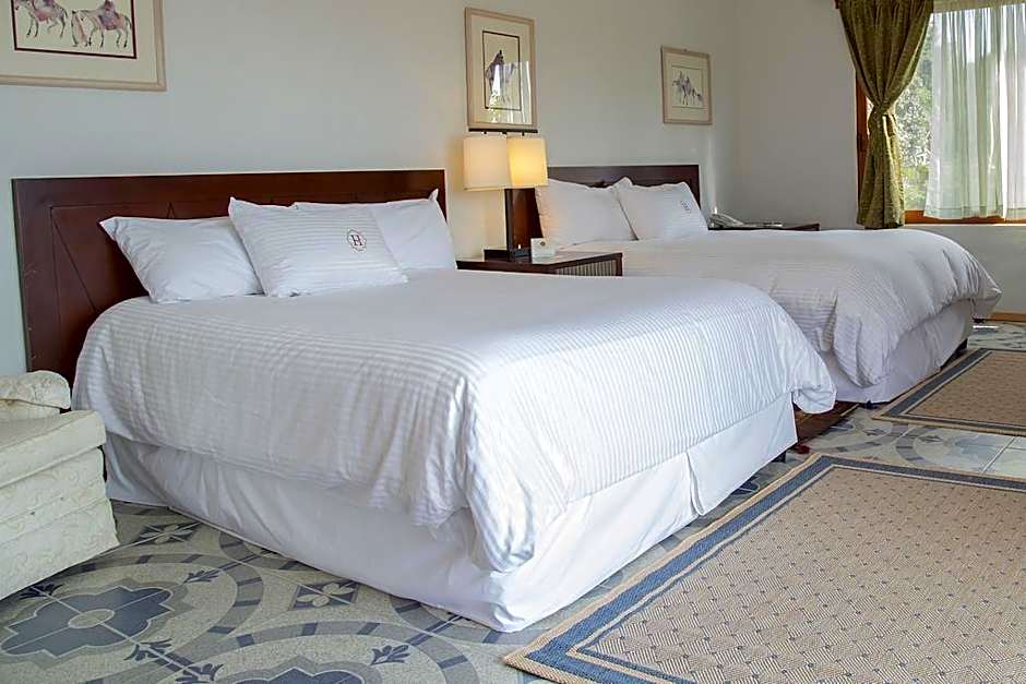Hacienda del Lago Boutique Hotel