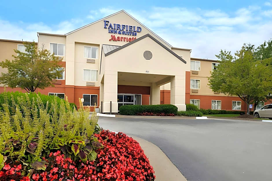 Baymont by Wyndham St. Charles