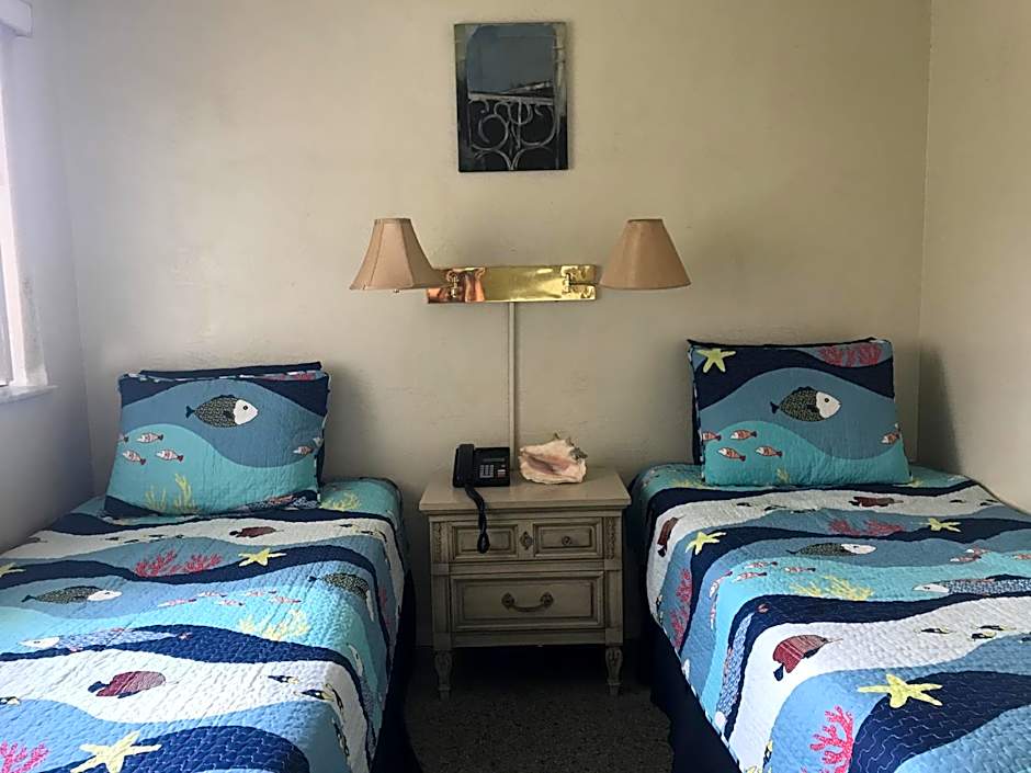 South Beach Inn - Cocoa Beach