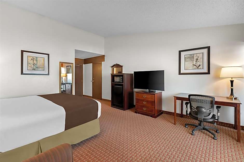 Best Western Chieftain Inn