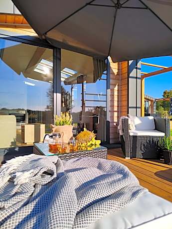 Giżycko - Żywki, Masuria Resort Village, całoroczne domki z widokiem na jezioro