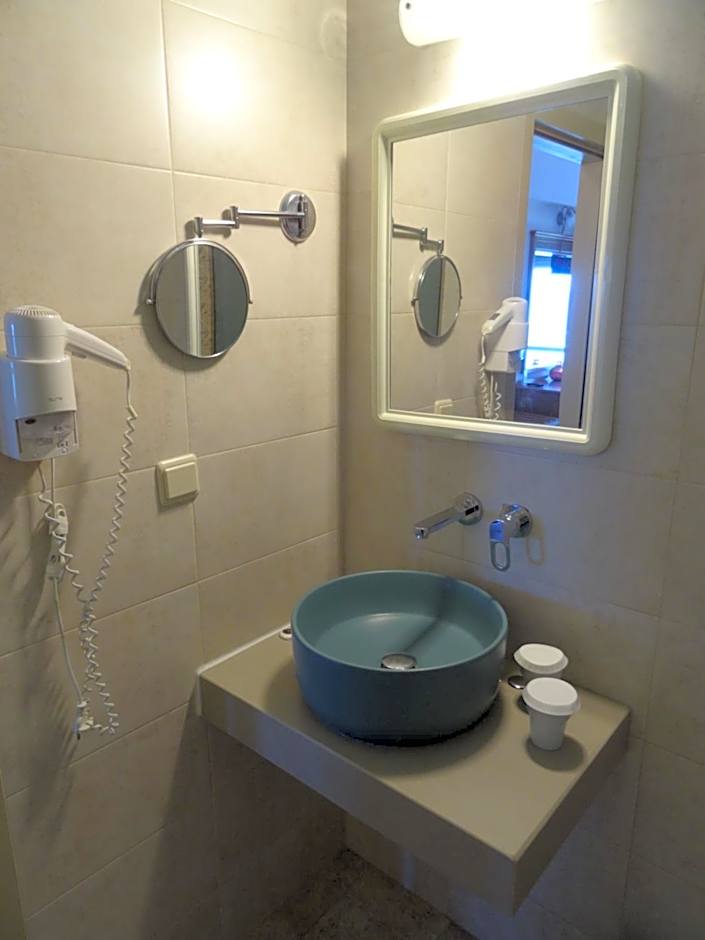 Thalassa House Apartments