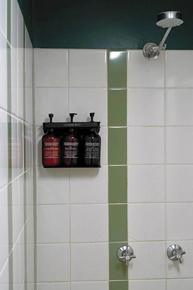 O'Shea's Royal Hotel