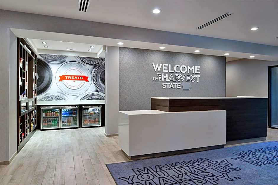 Hampton Inn by Hilton Cedar Falls Downtown