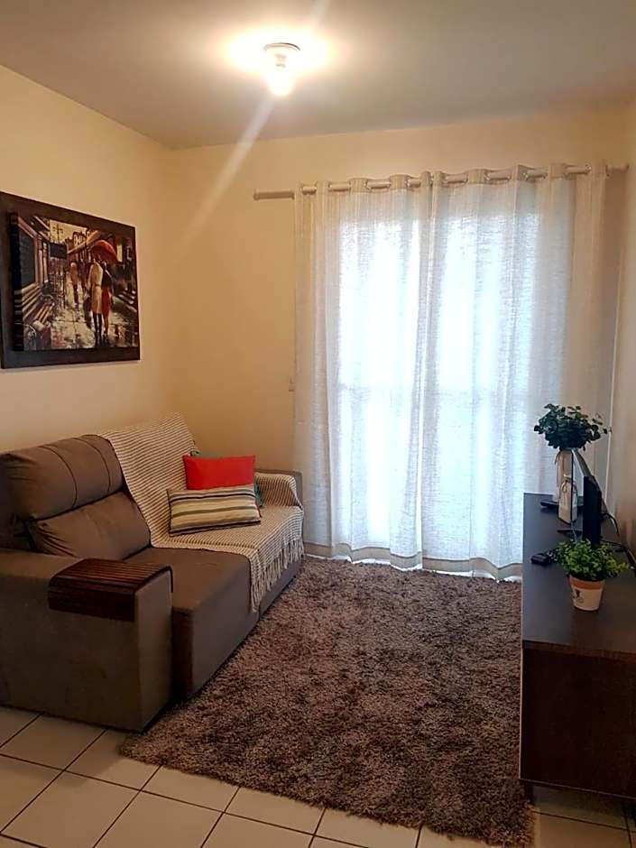 Apartamento TOP CLIMATIZADO em CRICIÚMA-SC - ótimo CUSTO-BENEFÍCIO - Cozinha completa - Cama Box - WiFI - Smart TV - Apps YouTube - NetFlix - Prime Vídeo - Garagem coberta - Portaria Digital 24h - Lugar sossegado e arborizado - Acomoda até 5 pessoas