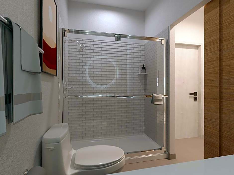 DoubleTree by Hilton Houston Westchase