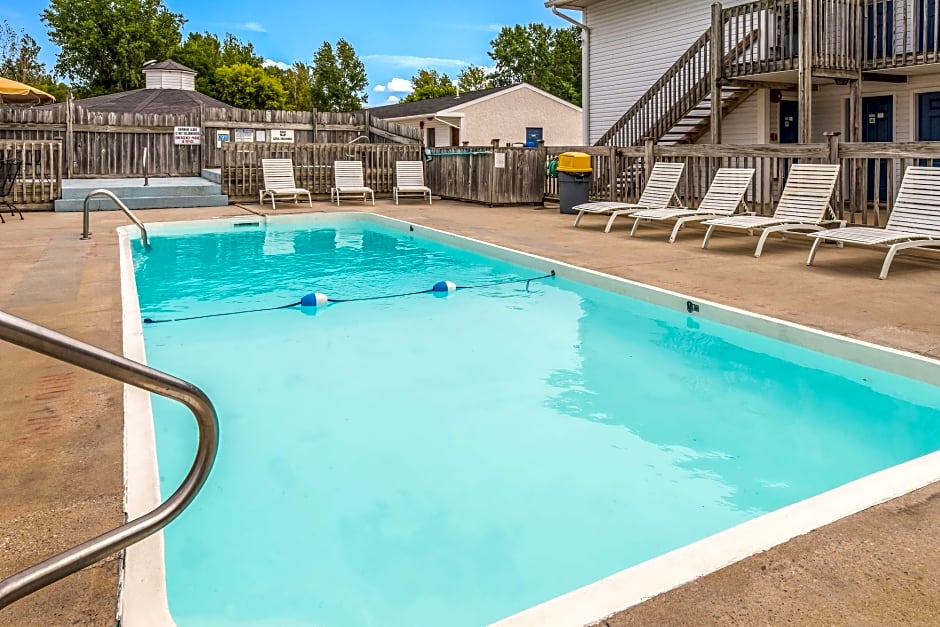 Knights Inn Sandusky