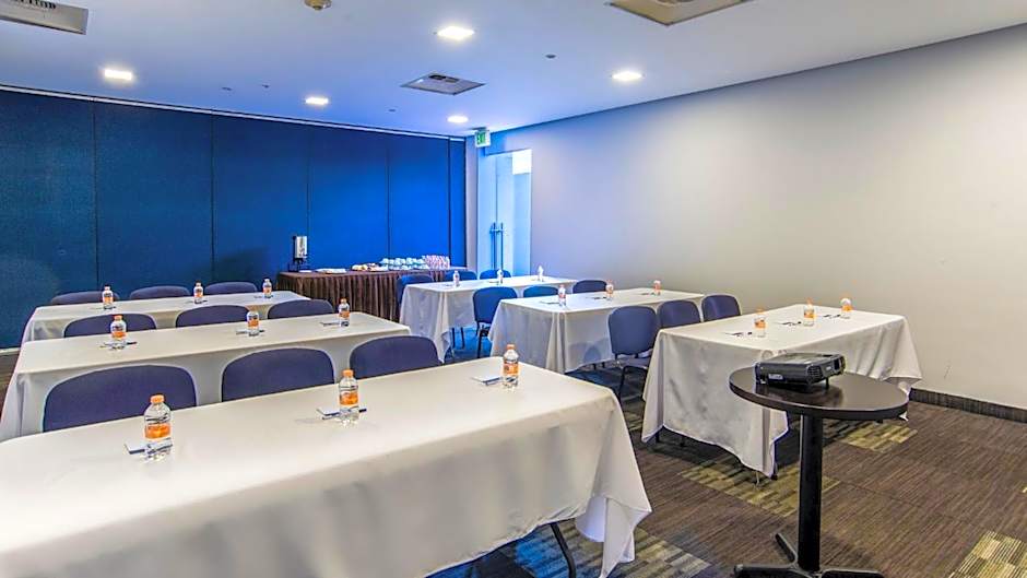 Holiday Inn Express Mexico Santa Fe By IHG