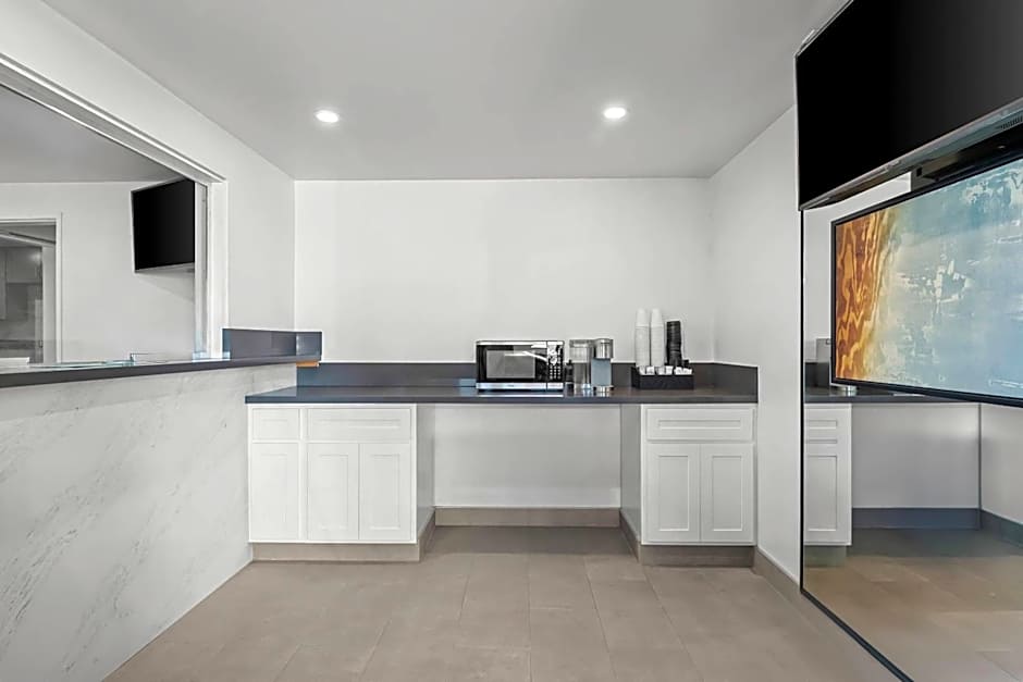 Rodeway Inn Commerce - Los Angeles