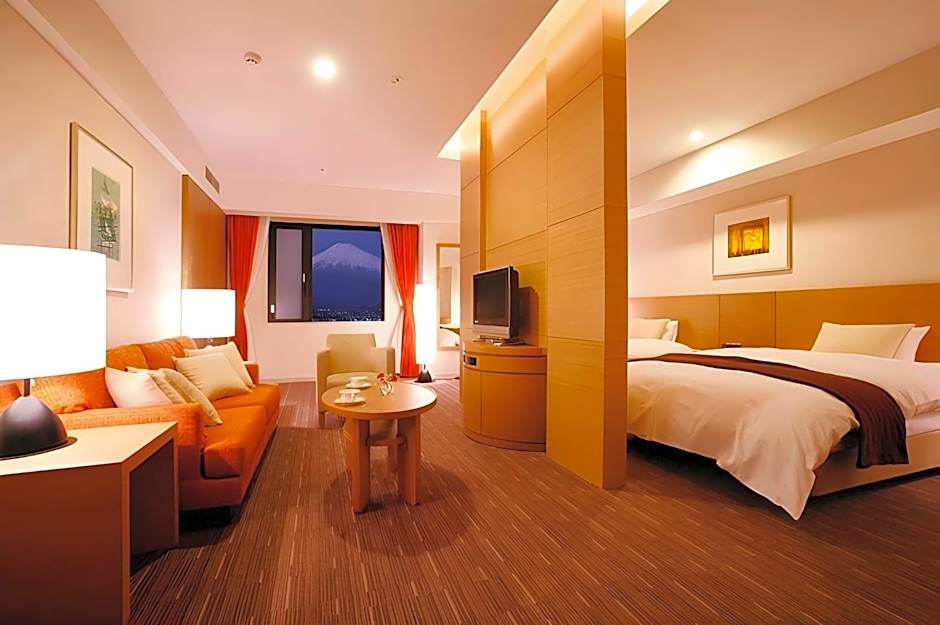 Hotel Grand Fuji