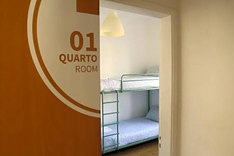 Bunk Bed in Mixed Dormitory Room (4 Adults)