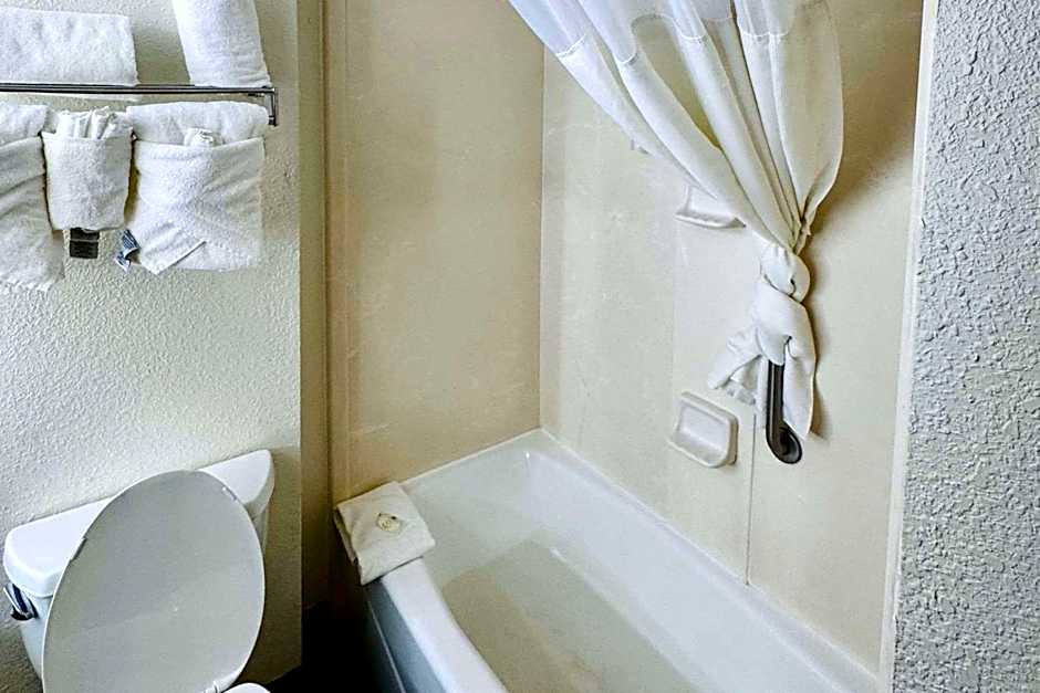 Quality Inn Danville - University Area