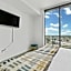 Modern Luxury 2 Bed with Panoramic City Views in Downtown LA