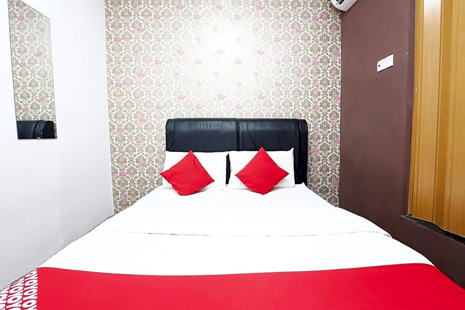 OYO 717 Mr J Hotel Wakaf Che Yeh 2