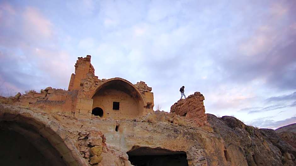 Fairyland Cave Hotel