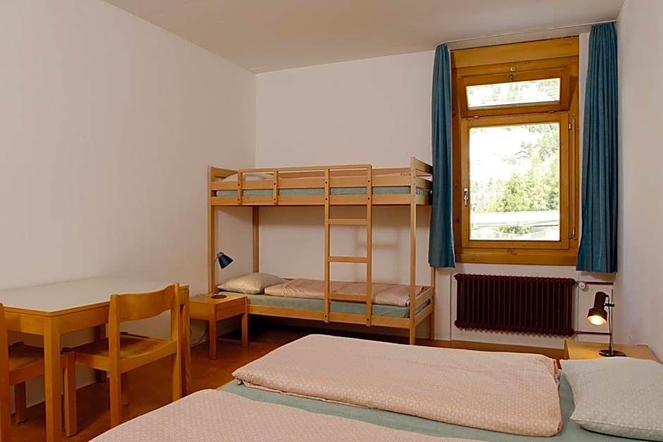 Pontresina Youth Hostel