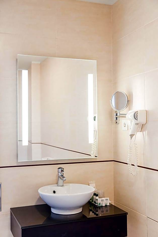 Hotel Aveiro Center