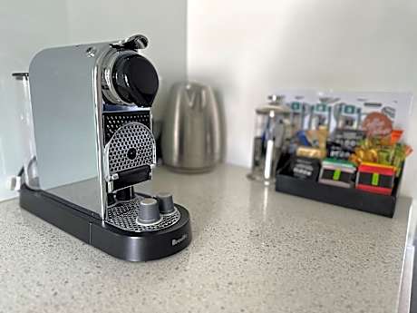 Studio Spa Shower & Bath Aparment