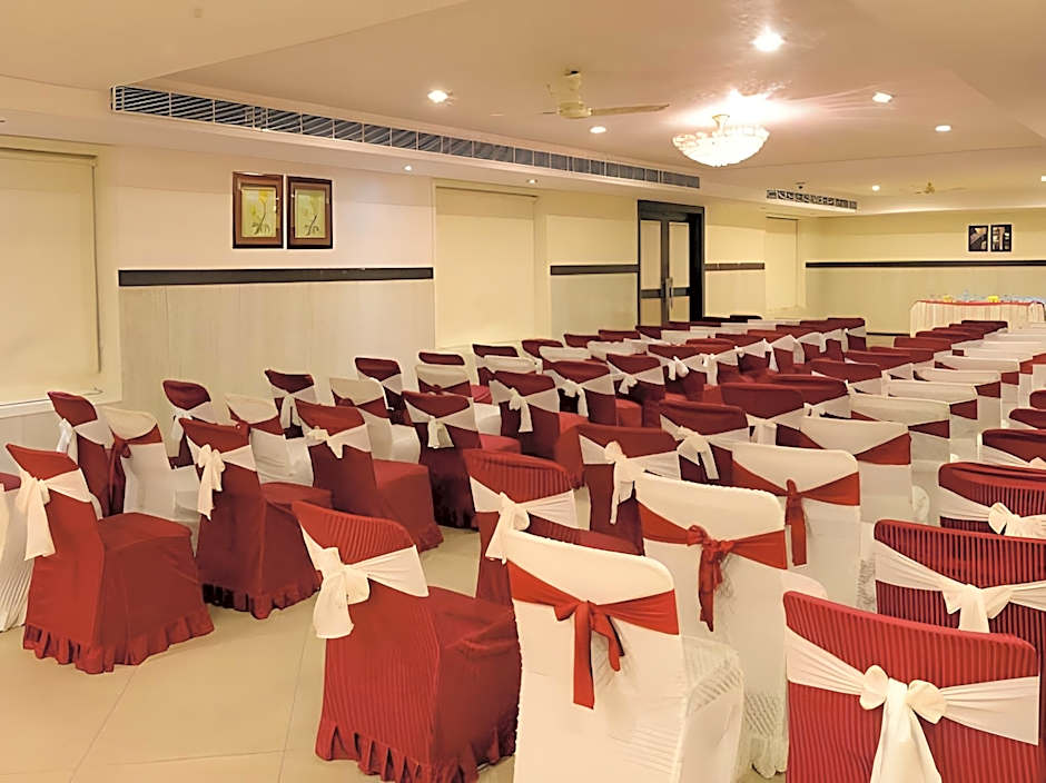 MB Clarks Inn Moradabad