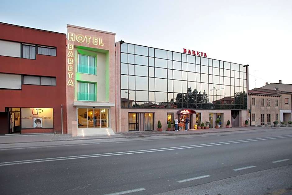 Hotel Bareta