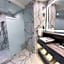 Safi Royal Luxury Metropolitan