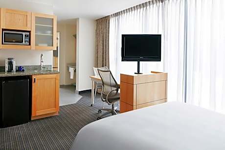One-Bedroom Suite