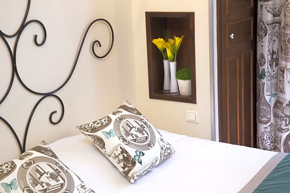 Castex Hotel