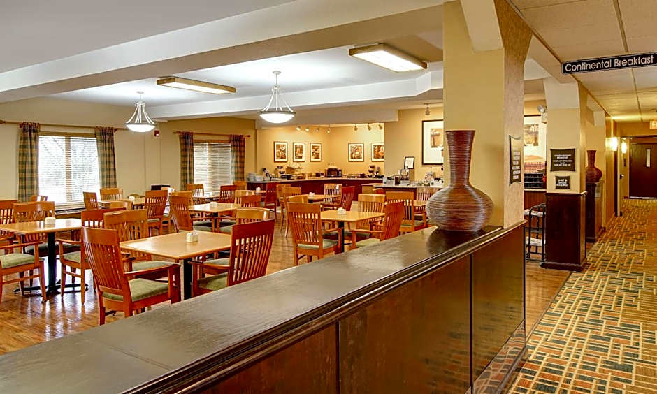 Phoenix Inn Suites Albany