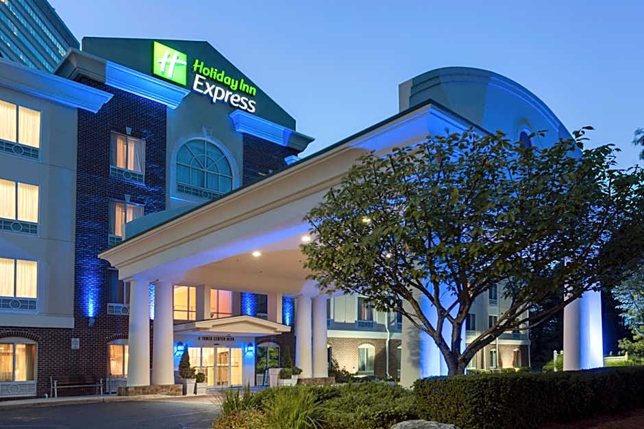 Holiday Inn Express Tower Center New Brunswick By IHG