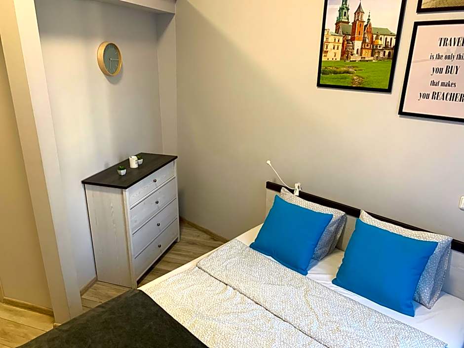 Discover Cracow APARThostel