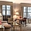 Warwick Melrose Hotel