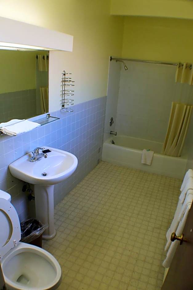 Americas Best Value Inn Geneva