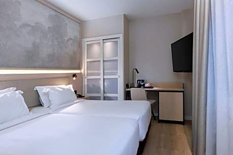 Comfort Double Room Interior